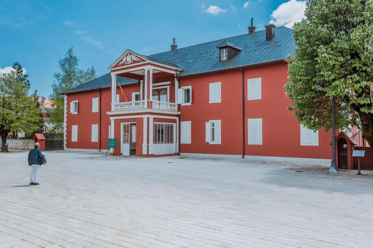 Hotel Dapcevic Cetinje Exterior photo
